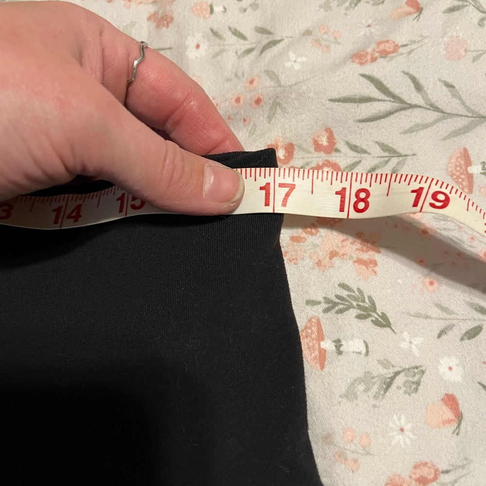 lululemon athletica Black Wunder Trains - Picture 7 of 9